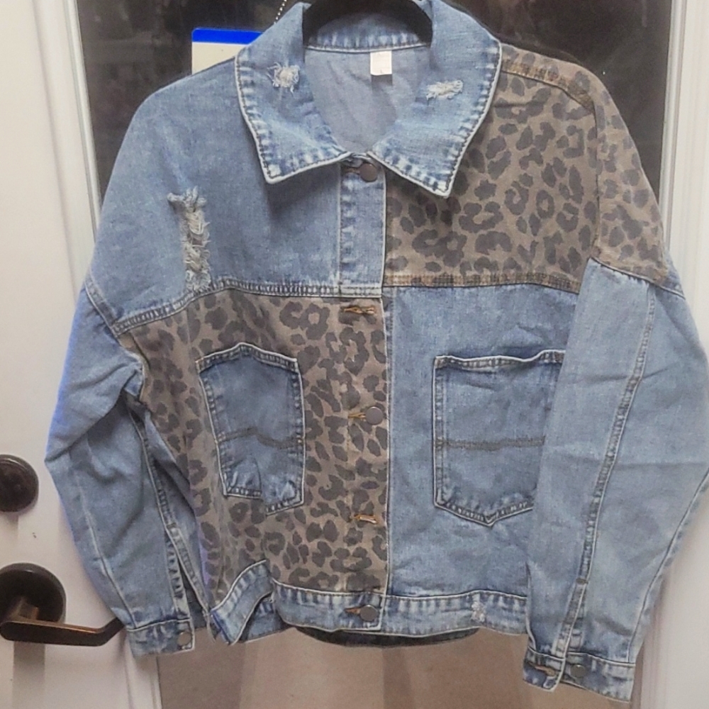Jean Jacket with Cheetah print